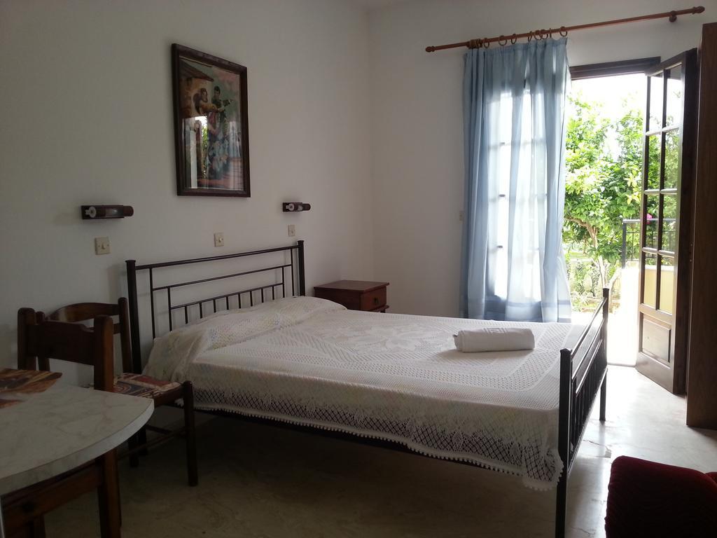 Villa Helen Arillas  Exterior photo